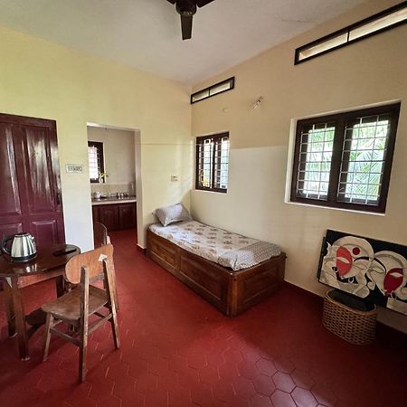 Prabhalayam Lejlighed Kottayam Eksteriør billede