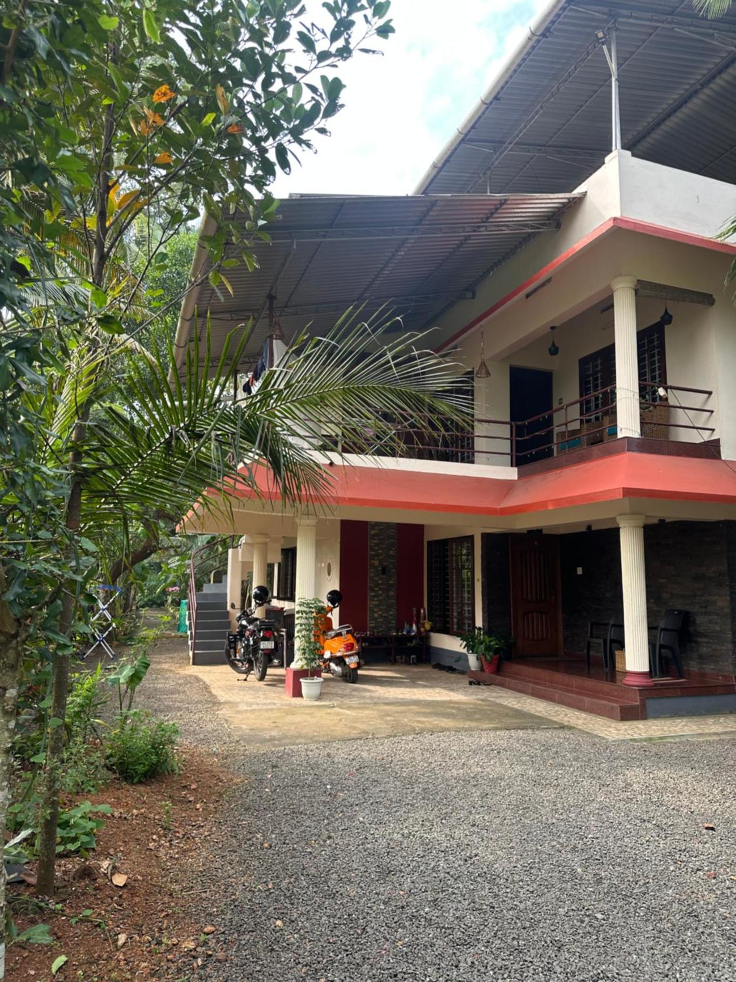 Prabhalayam Lejlighed Kottayam Eksteriør billede